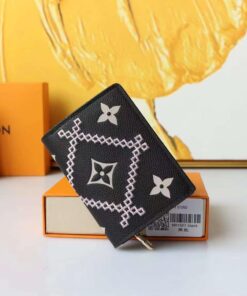 Lisa new  Wallet