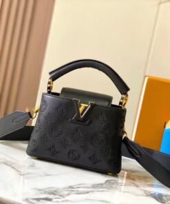 Louis Vuitton Alma BB Monogram Vernis Handbag