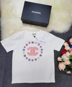 Chanel shits Black And white
