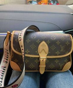 Louis Vuitton Dauphine MM Monogram Bag For Women