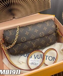 Louis Vuitton Dauphine Compact Wallet