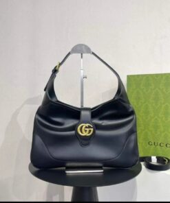 Gucci Aphrodite Shoulder Bag With Golden Logo
