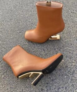 leather low-heeled boots  View more colours