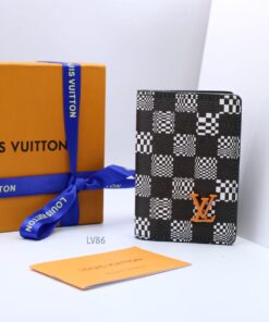 Sarah Wallet New