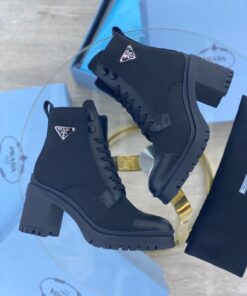 ladies shoes For Prada