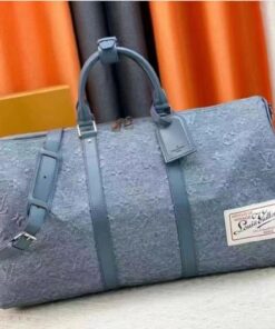 Louis Vuitton Keepall Bandoulière Travel Bags