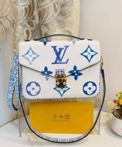 Louis Vuitton Twist MM Gold Miel Brown