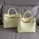 bottega veneta bag andiamo medium in cream